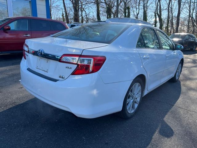 2013 Toyota Camry Hybrid XLE