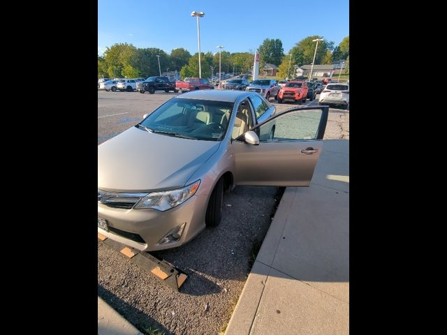 2013 Toyota Camry Hybrid XLE