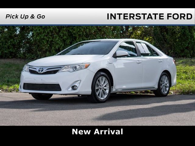 2013 Toyota Camry Hybrid XLE