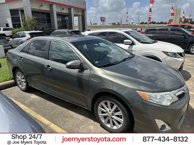 2013 Toyota Camry Hybrid XLE