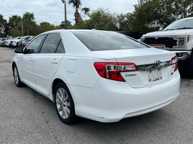 2013 Toyota Camry Hybrid LE