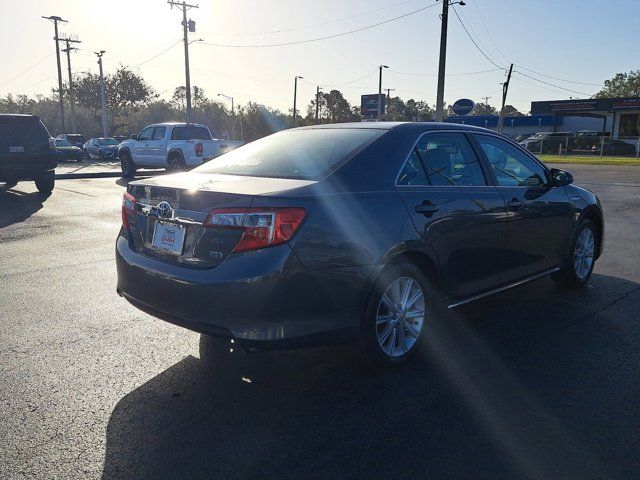 2013 Toyota Camry Hybrid LE