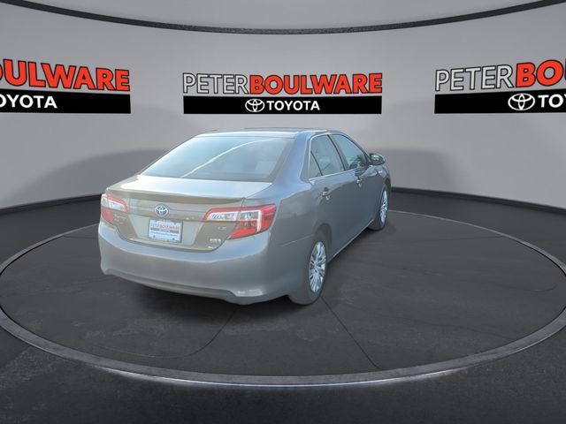 2013 Toyota Camry Hybrid LE