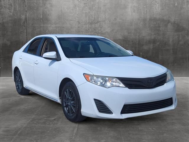 2013 Toyota Camry Hybrid LE