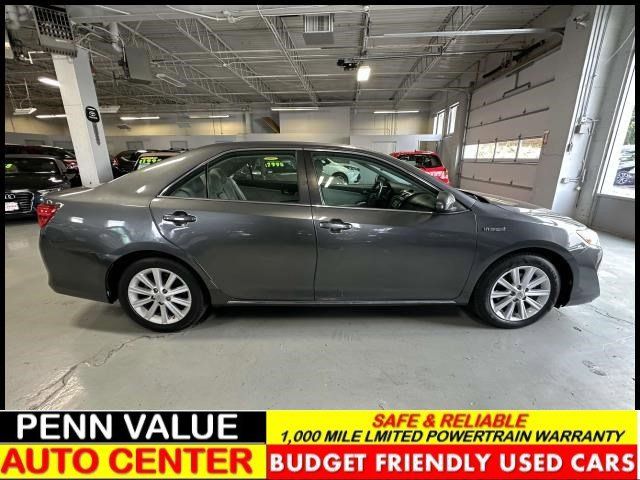 2013 Toyota Camry Hybrid XLE