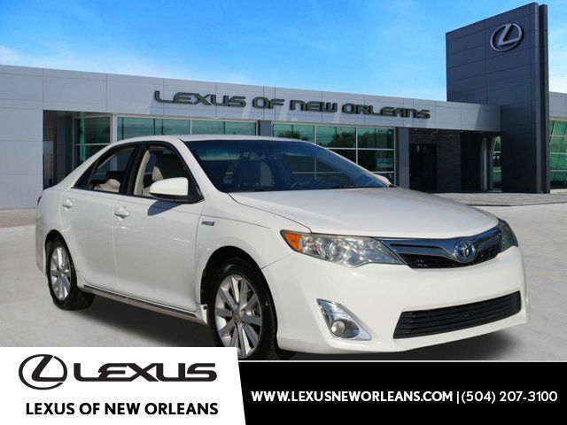 2013 Toyota Camry Hybrid XLE