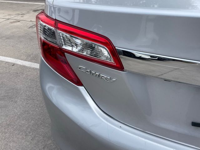 2013 Toyota Camry Hybrid XLE