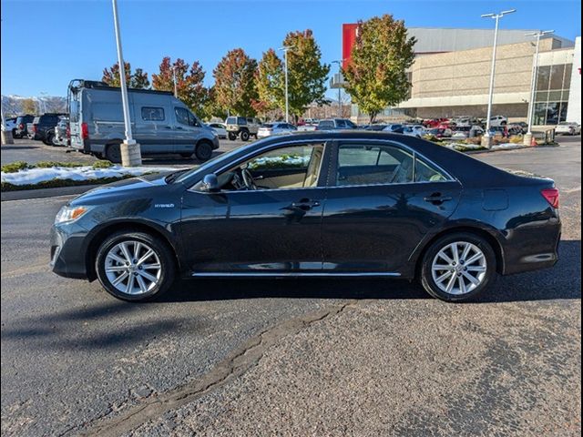 2013 Toyota Camry Hybrid XLE