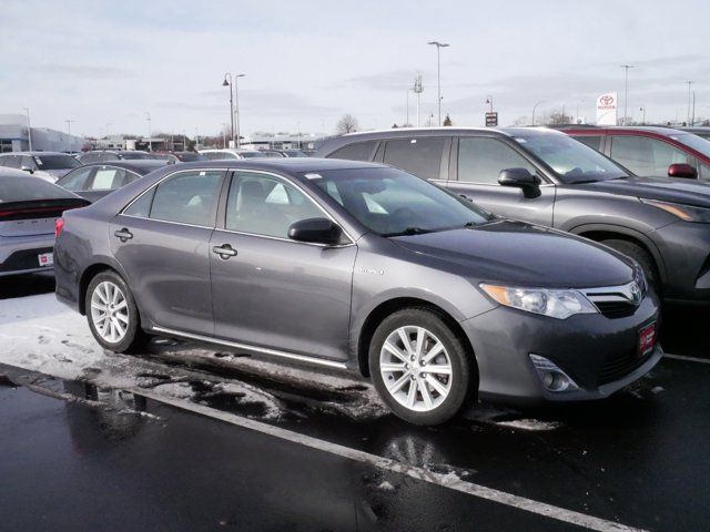 2013 Toyota Camry Hybrid XLE