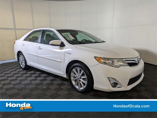 2013 Toyota Camry Hybrid XLE