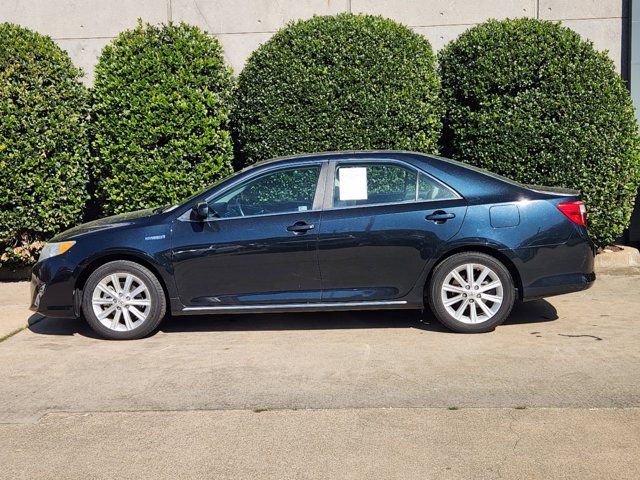 2013 Toyota Camry Hybrid XLE