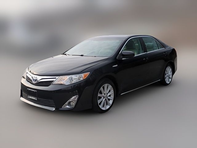 2013 Toyota Camry Hybrid XLE