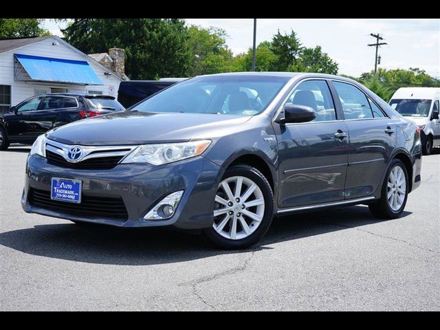 2013 Toyota Camry Hybrid XLE