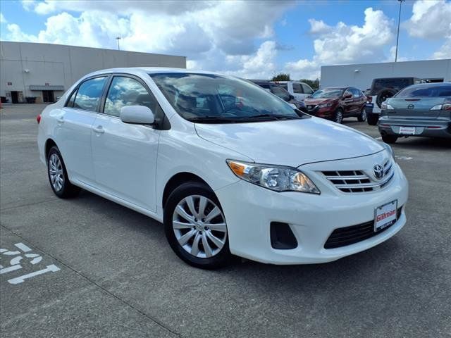 2013 Toyota Corolla LE