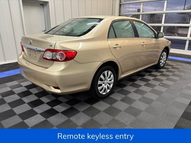 2013 Toyota Corolla LE