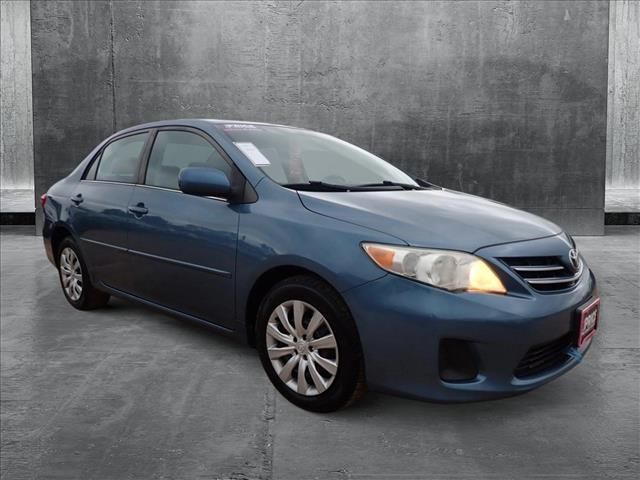 2013 Toyota Corolla LE
