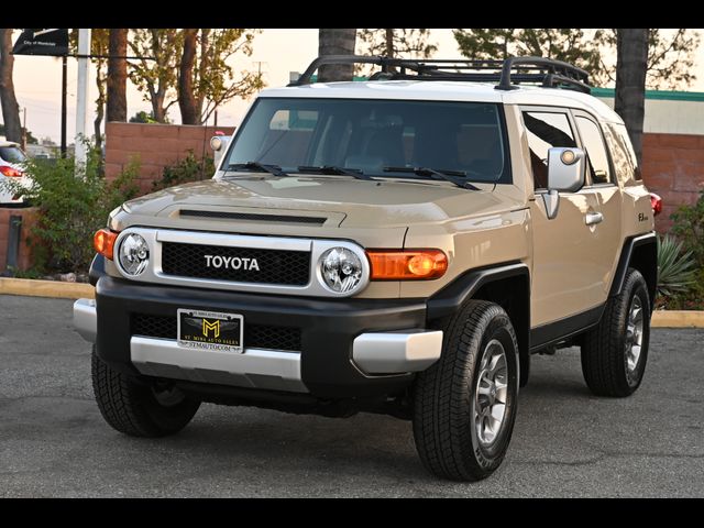 2013 Toyota FJ Cruiser Base