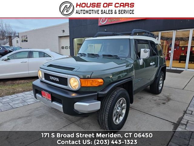 2013 Toyota FJ Cruiser Base