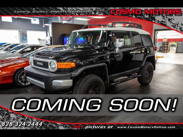 2013 Toyota FJ Cruiser Base