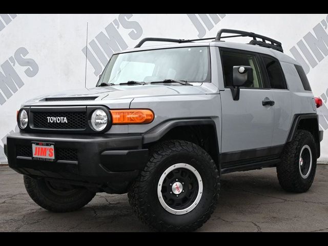 2013 Toyota FJ Cruiser Base