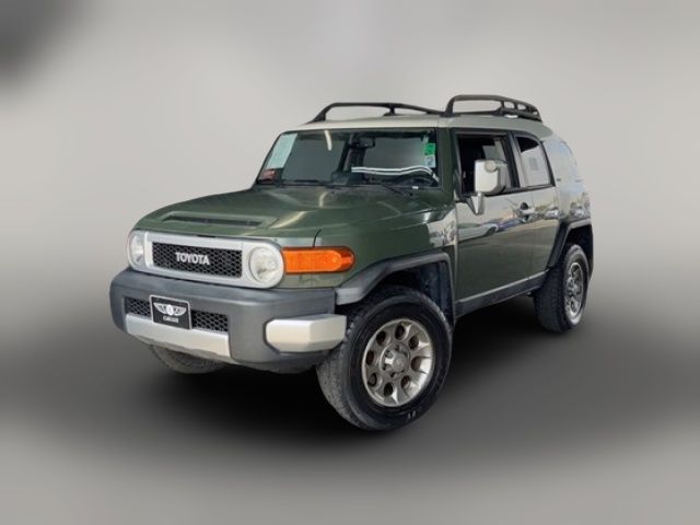 2013 Toyota FJ Cruiser Base