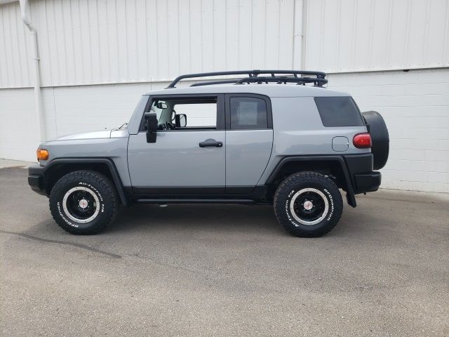 2013 Toyota FJ Cruiser Base