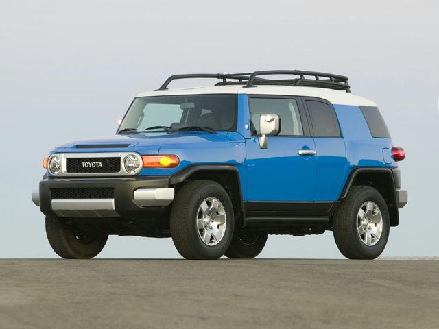 2013 Toyota FJ Cruiser Base