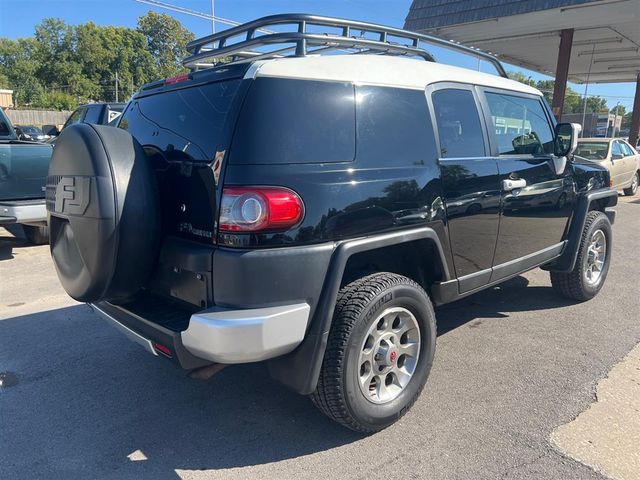 2013 Toyota FJ Cruiser Base