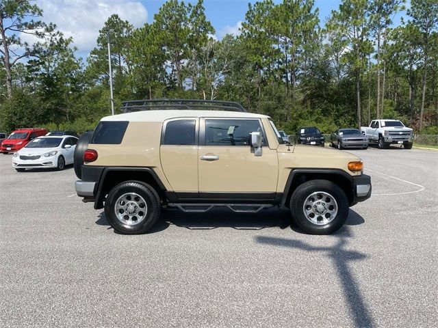 2013 Toyota FJ Cruiser Base