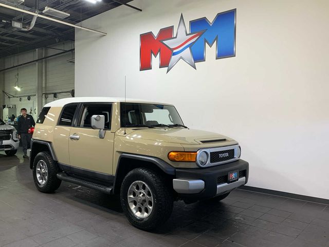 2013 Toyota FJ Cruiser Base