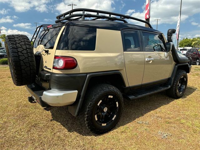 2013 Toyota FJ Cruiser Base