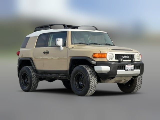 2013 Toyota FJ Cruiser Base