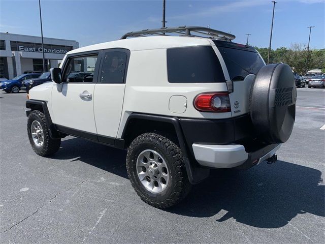 2013 Toyota FJ Cruiser Base