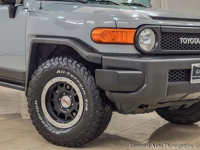 2013 Toyota FJ Cruiser Base