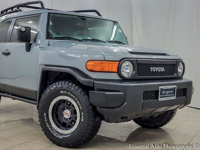 2013 Toyota FJ Cruiser Base