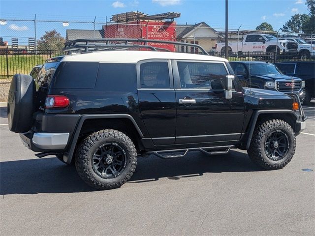 2013 Toyota FJ Cruiser Base