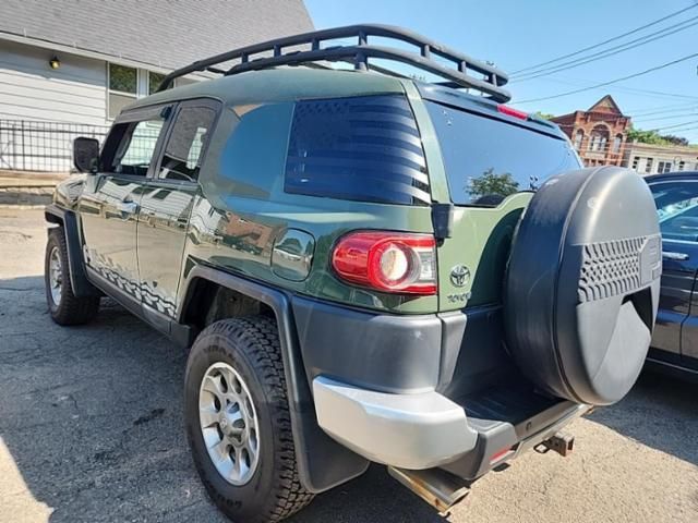 2013 Toyota FJ Cruiser Base