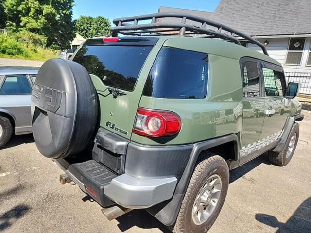 2013 Toyota FJ Cruiser Base