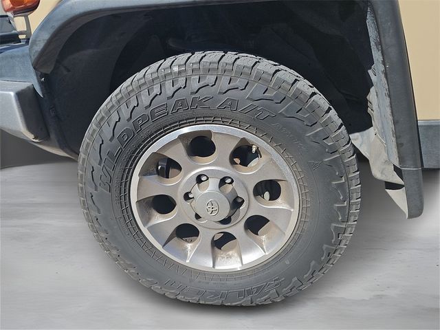 2013 Toyota FJ Cruiser Base