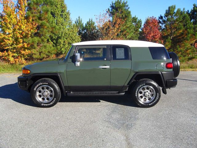 2013 Toyota FJ Cruiser Base