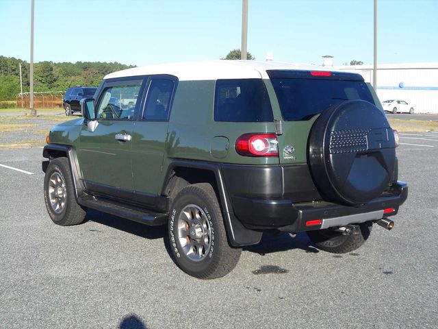 2013 Toyota FJ Cruiser Base