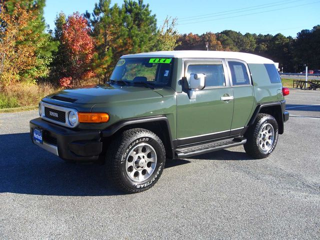 2013 Toyota FJ Cruiser Base