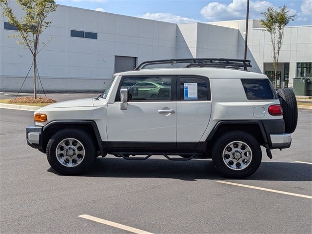 2013 Toyota FJ Cruiser Base