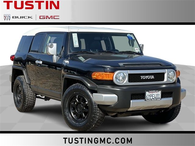 2013 Toyota FJ Cruiser Base