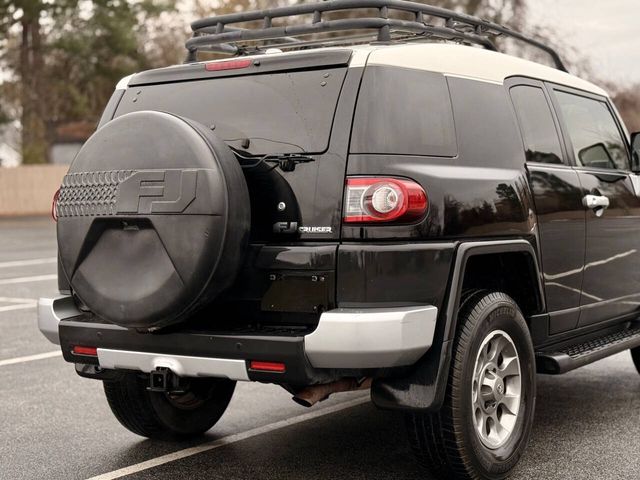 2013 Toyota FJ Cruiser Base