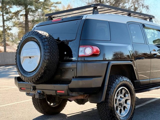 2013 Toyota FJ Cruiser Base