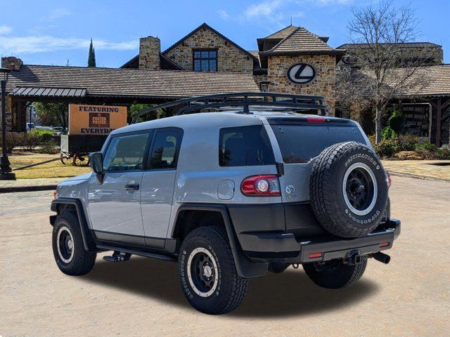 2013 Toyota FJ Cruiser Base