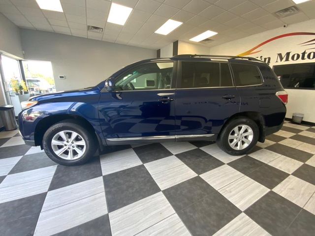 2013 Toyota Highlander SE