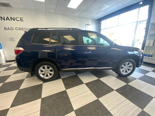 2013 Toyota Highlander SE