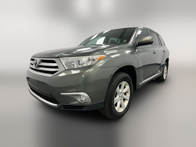 2013 Toyota Highlander SE